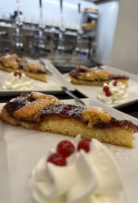 crostata amarena