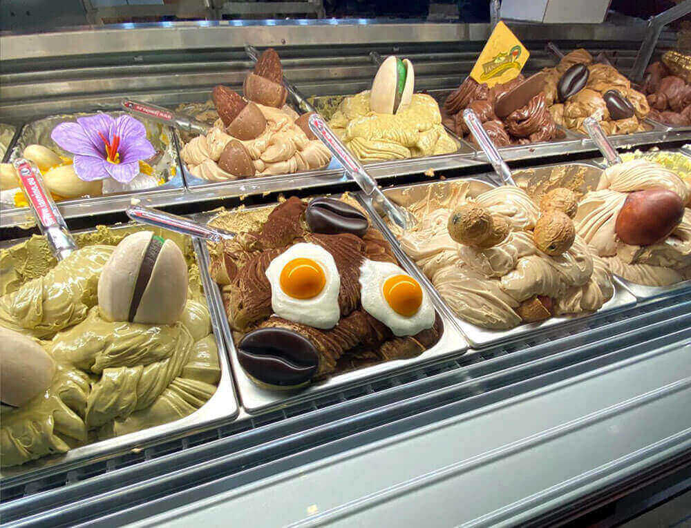 La gelateria artigianale al Caffè Paradise di pinetamare (Castel Volturno)